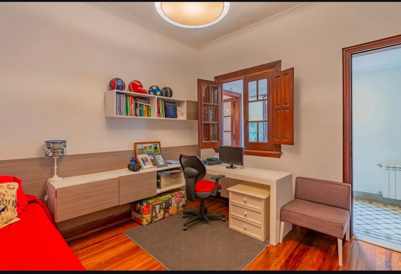 CASA DE ESTILO RECICLADA A LA VENTA