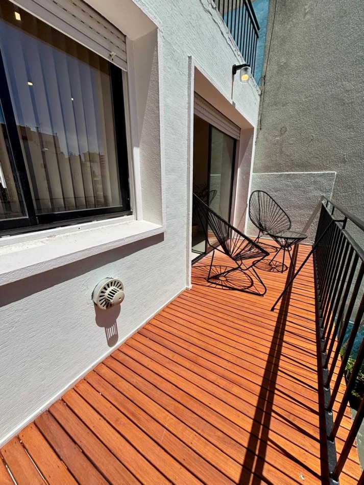 DEPTO 3 AMB AL FTE C DEP BALCON Y TERRAZA RECICLADO Y EQUIPADO CENTRO
