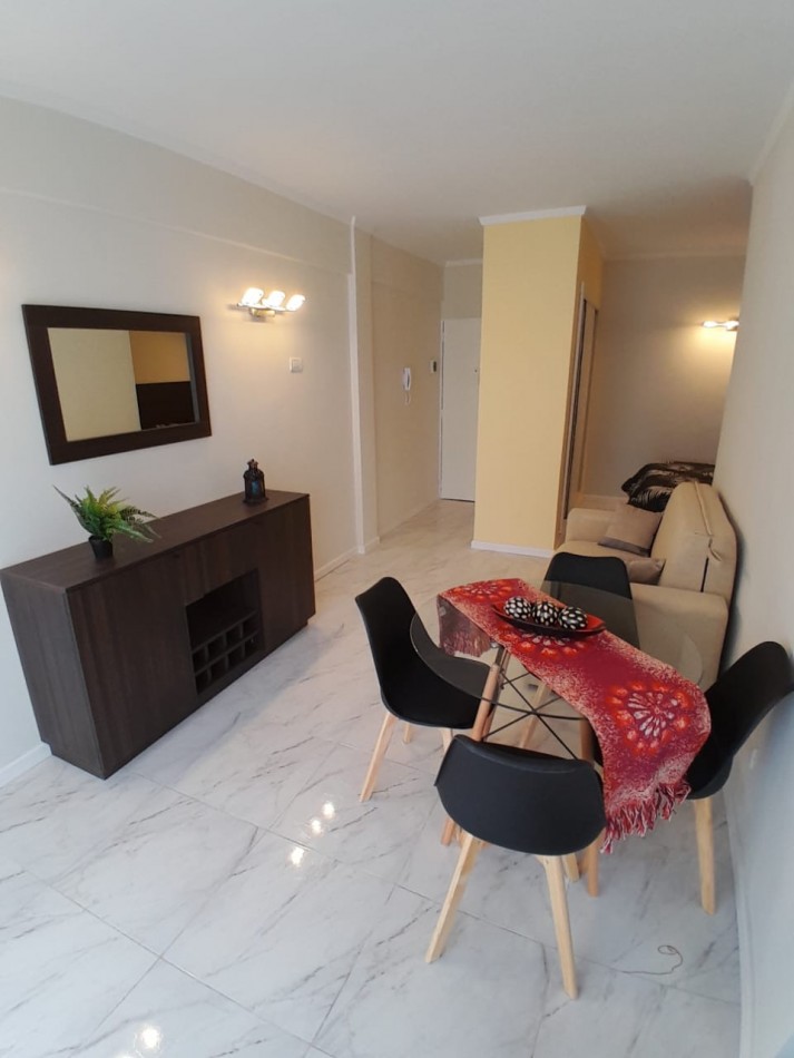 VENTA 1 AMB EXTERNO CON BALCON FRANCES ZONA MICROCENTRO