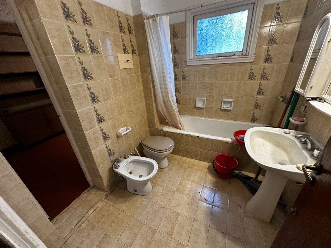 CHALET IDEAL USO PROFESIONAL O COMERCIAL ZONA GUEMES