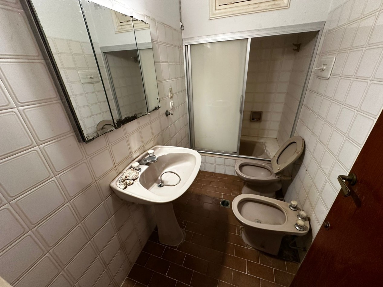 CHALET IDEAL USO PROFESIONAL O COMERCIAL ZONA GUEMES
