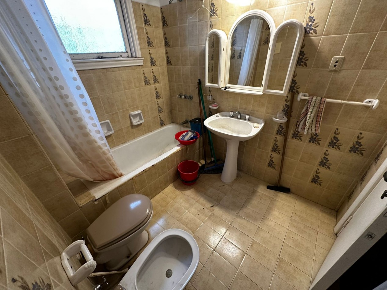 CHALET IDEAL USO PROFESIONAL O COMERCIAL ZONA GUEMES