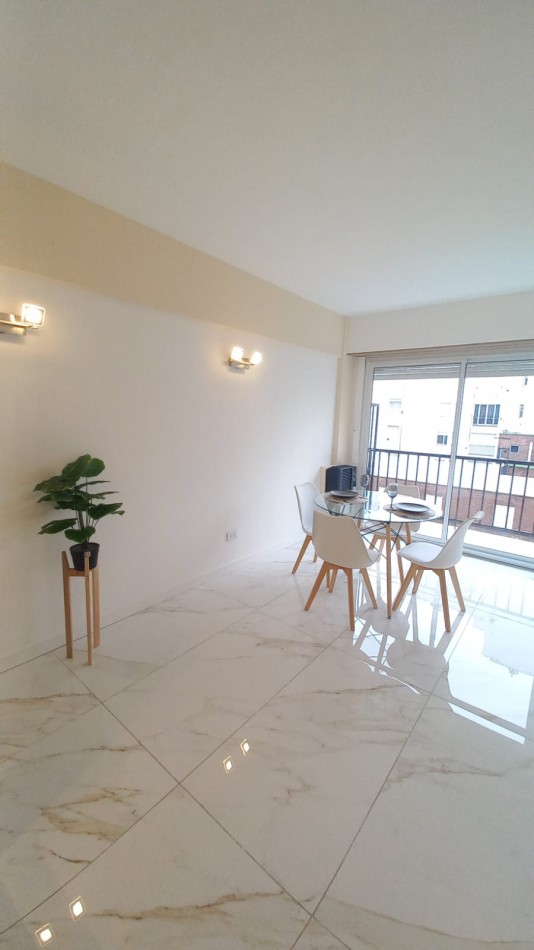 DEPTO 1 AMB 29 M2 A LA CALLE C BALCON PLAZA MITRE