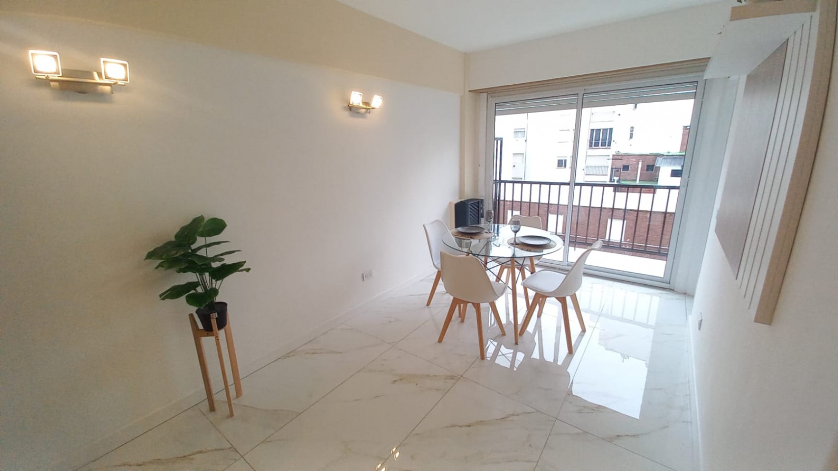 DEPTO 1 AMB 29 M2 A LA CALLE C BALCON PLAZA MITRE