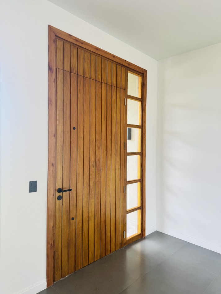 CASA 4 AMB EN VENTA EN RUMENCO JOVEN: PISCINA, JARDIN Y DETALLES DE CALIDAD