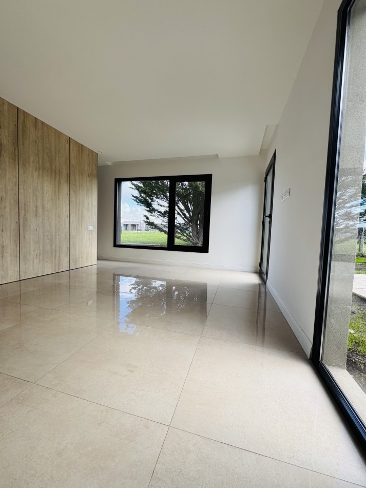 CASA 4 AMB EN VENTA EN RUMENCO JOVEN: PISCINA, JARDIN Y DETALLES DE CALIDAD