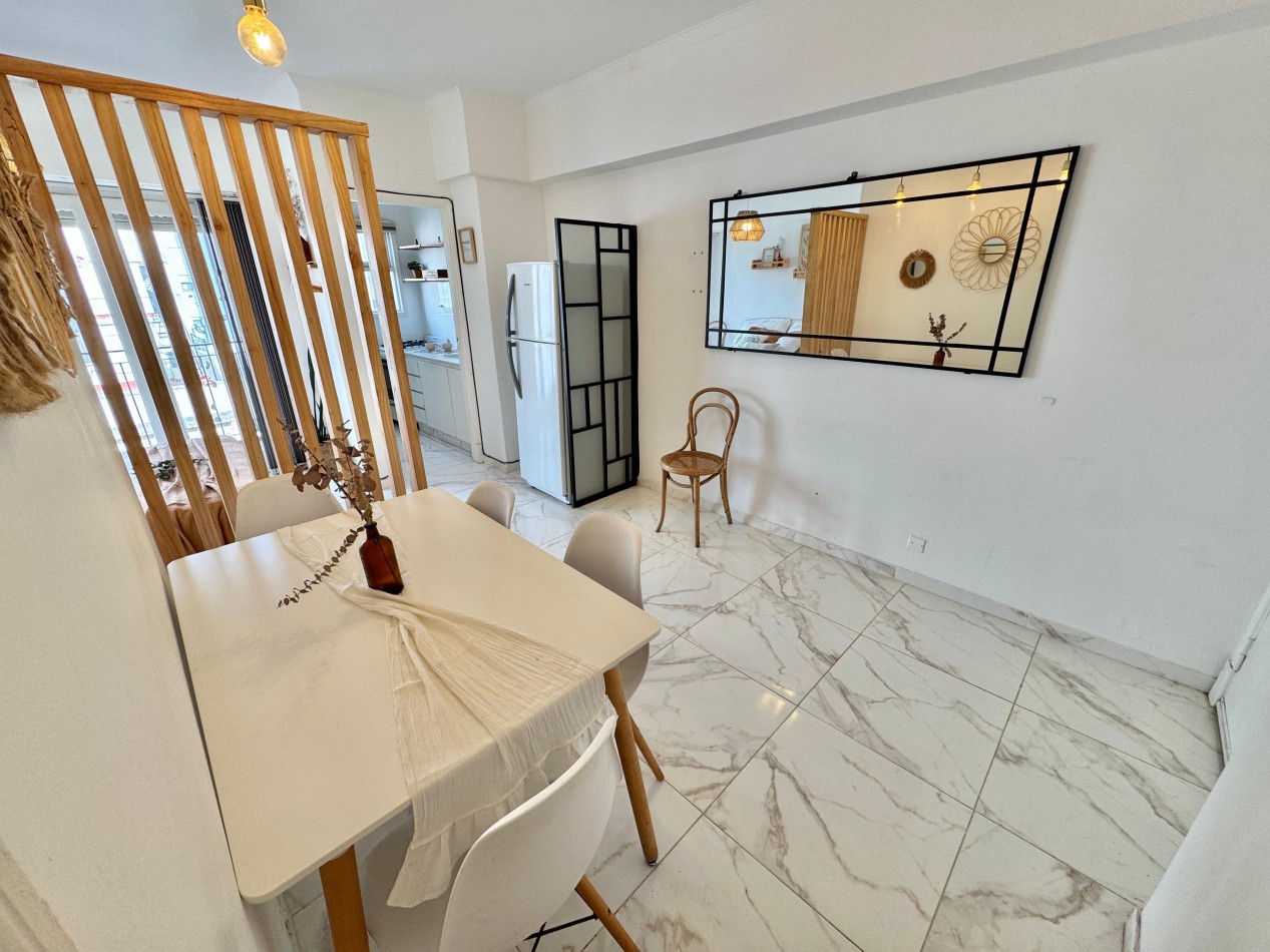 DEPTO TIPO LOFT DIVIDIDO A LA CALLE C BALCON 27 M2 RECICLADO Y AMOBLADO PLAZA COLON