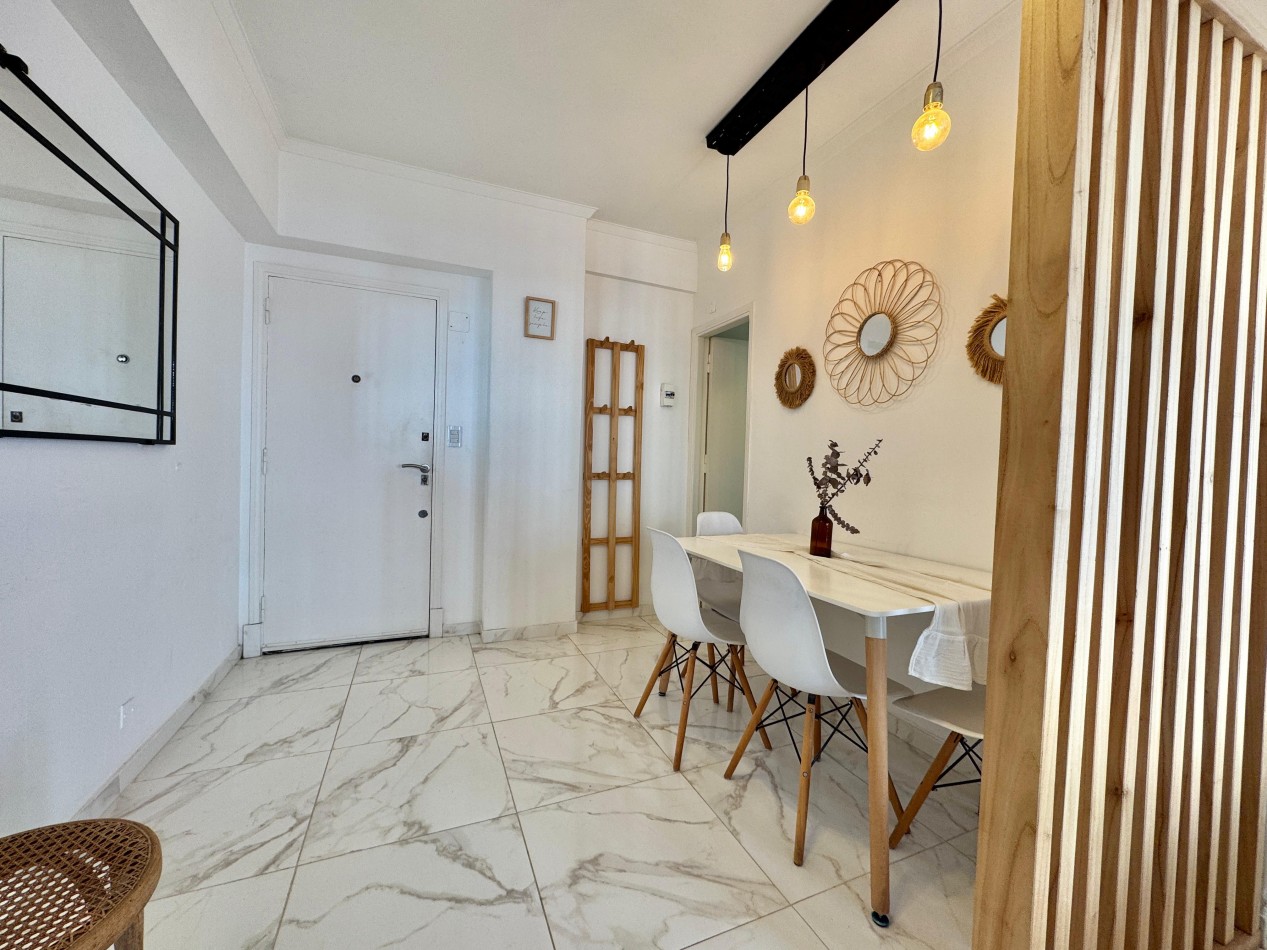 DEPTO TIPO LOFT DIVIDIDO A LA CALLE C BALCON 27 M2 RECICLADO Y AMOBLADO PLAZA COLON