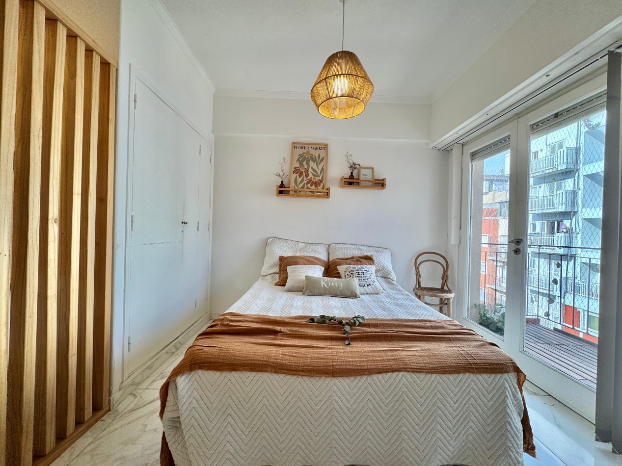DEPTO TIPO LOFT DIVIDIDO A LA CALLE C BALCON 27 M2 RECICLADO Y AMOBLADO PLAZA COLON
