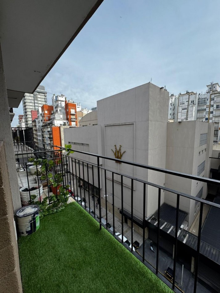 INCREIBLE DEPTO 1 AMB Y MEDIO A LA CALLE C BALCON 31M2 CENTRO