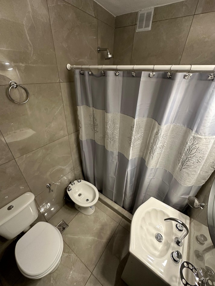 VENTA DEPTO 1 AMB C BALCON A LA CALLE CENTRO