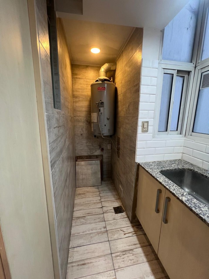 VENTA DEPARTAMENTO 3 AMB CON ESCRITORIO Y 2 ESPACIOS DE COCHERA PLAZA COLON