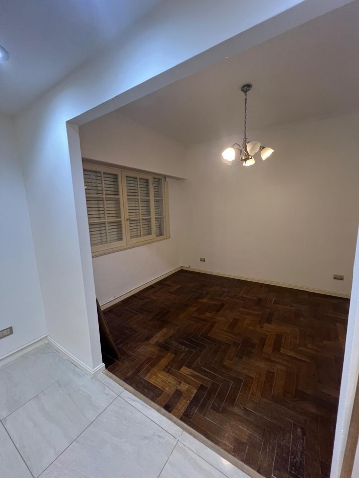 VENTA DEPARTAMENTO 3 AMB CON ESCRITORIO Y 2 ESPACIOS DE COCHERA PLAZA COLON