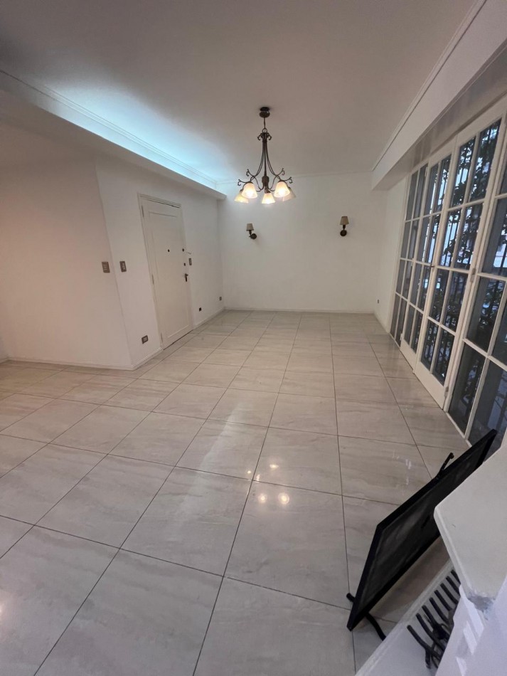 VENTA DEPARTAMENTO 3 AMB CON ESCRITORIO Y 2 ESPACIOS DE COCHERA PLAZA COLON