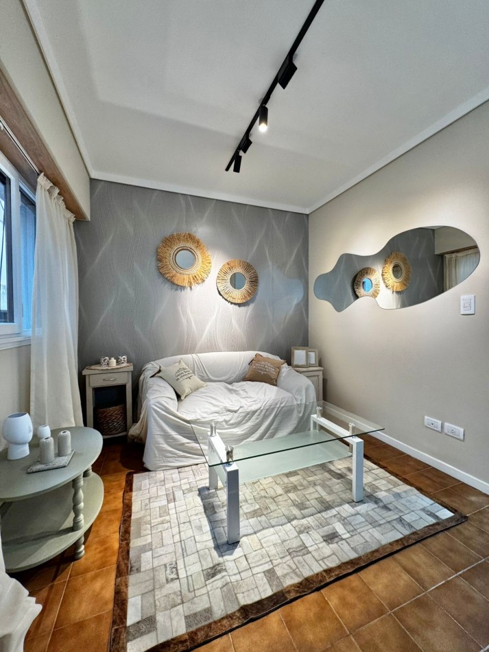 VENTA DEPTO 2 AMB CFTE C DECO Y MUEBLES CENTRO
