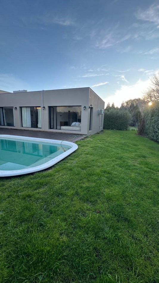 CASA 4 AMB CON PISCINA | APTO CREDITO | RUMENCO