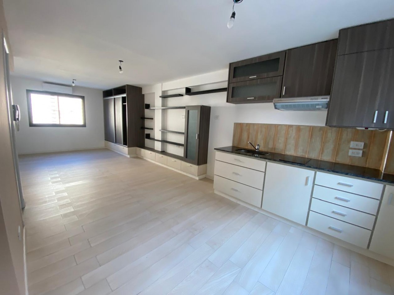 VENTA MONOAMBIENTE A LA CALLE AMPLIO ZONA ALDREY