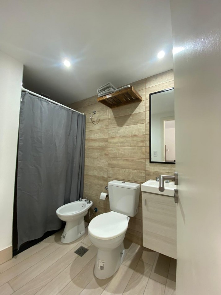 VENTA MONO AMBIENTE AMPLIO AMUEBLADO A ESTRENAR ZONA ALDREY