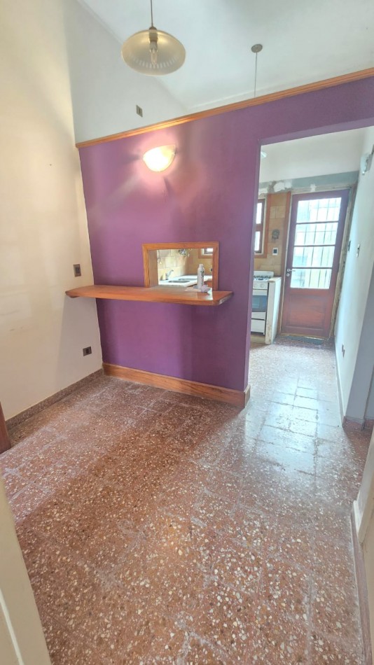 VENTA PH 2 AMBIENTES AL FRENTE CON PATIO BARRIO POMPEYA