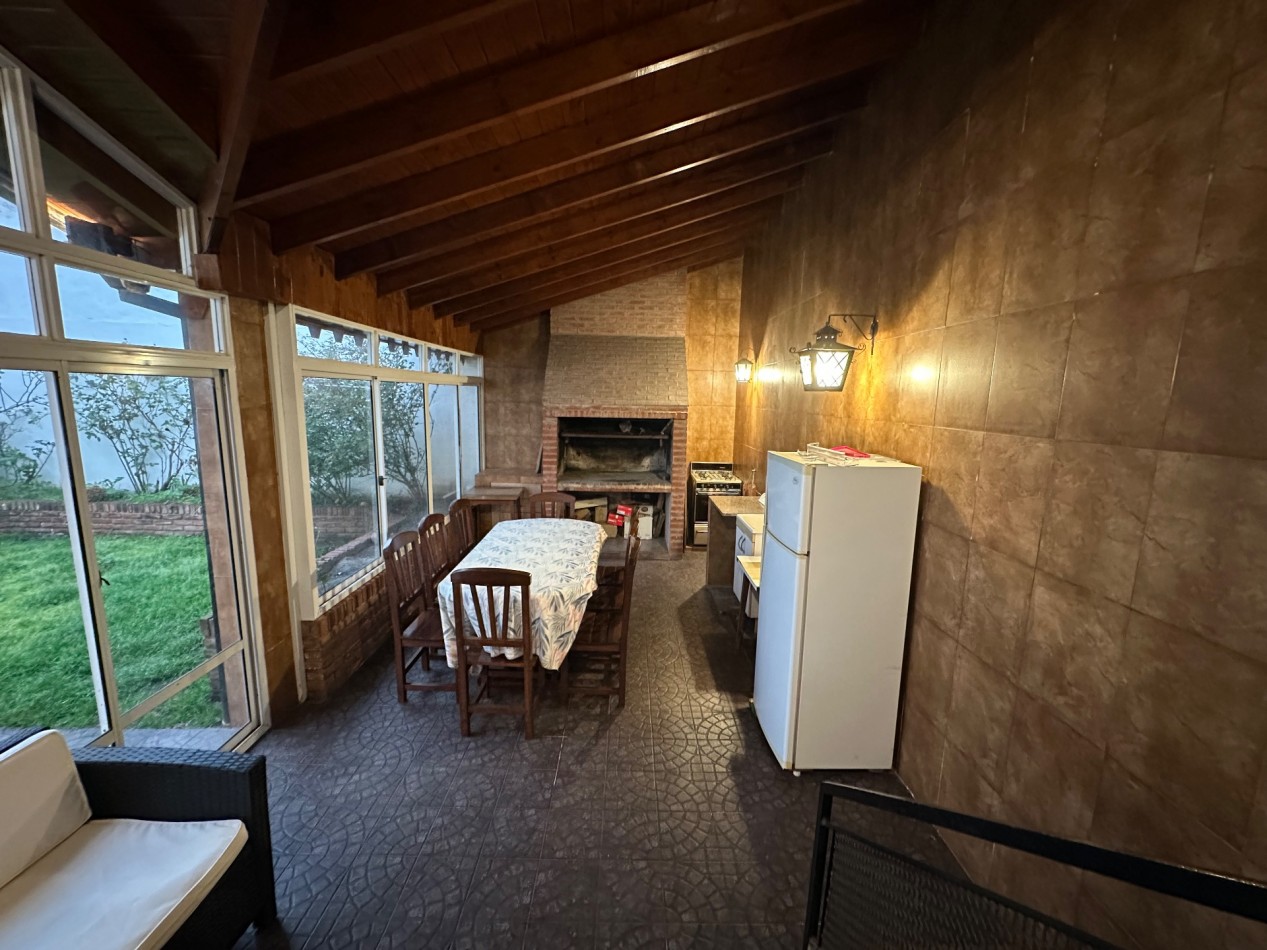 Alquiler Chalet 4 ambientes - San Carlos - Alvear 4500