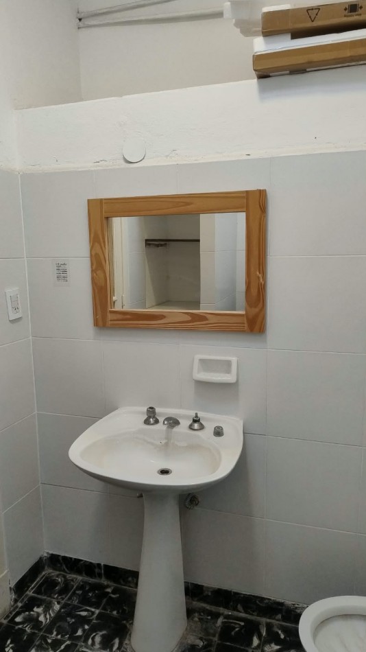 VENTA PH 2 AMBIENTES EN PLANTA BAJA CON PATIO- A RECICLAR LA PERLA