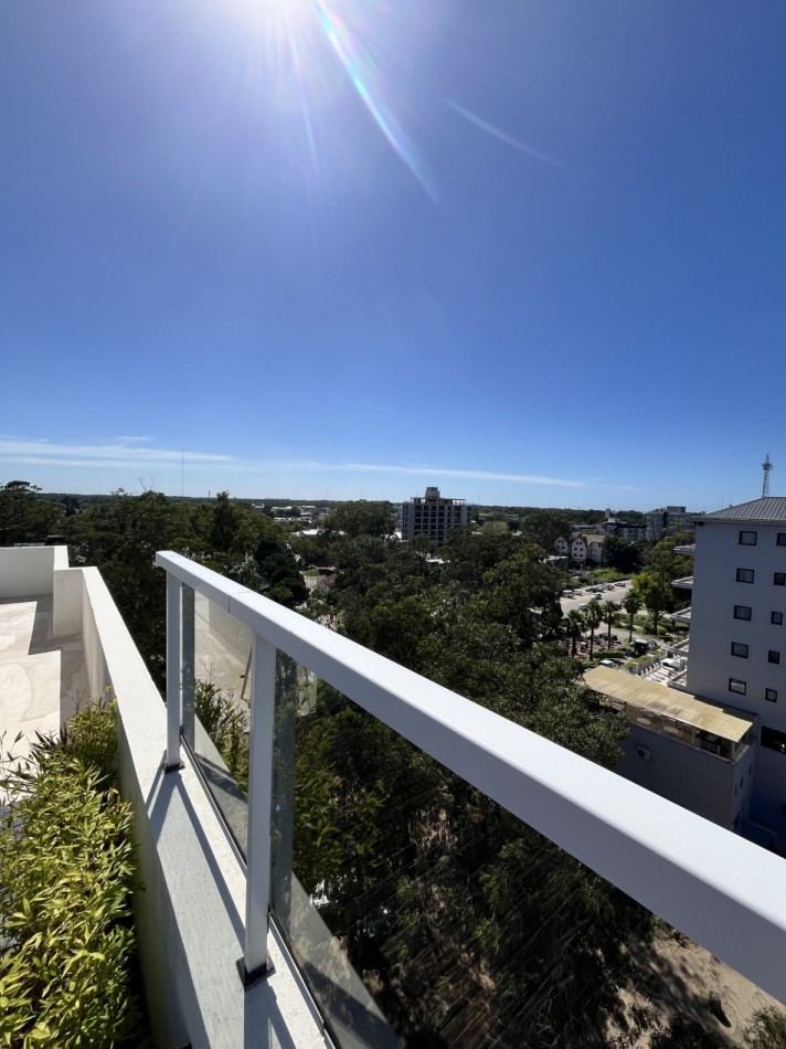 ALQUILER ANUAL DEPARTAMENTO 2 AMBIENTES CON COCHERA Y AMENITIES EN PINAMAR AMOBLADO!!