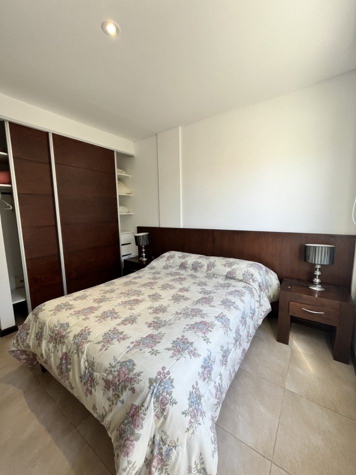 ALQUILER ANUAL DEPARTAMENTO 2 AMBIENTES CON COCHERA Y AMENITIES EN PINAMAR AMOBLADO!!