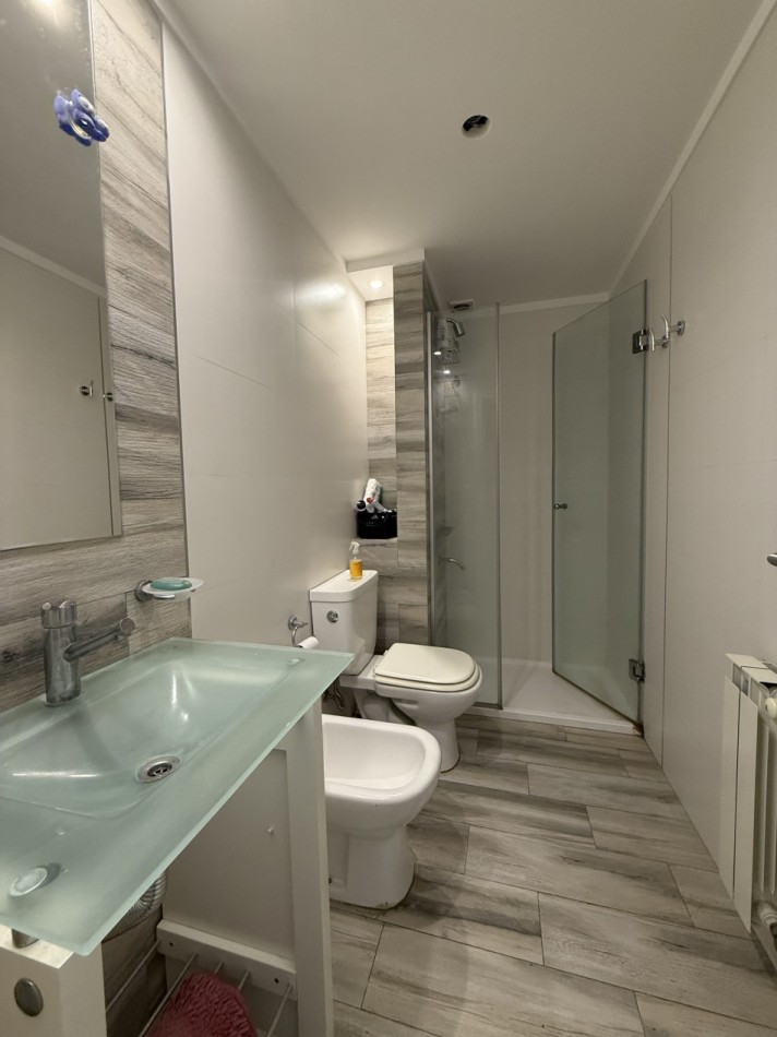 ALQUILER ANUAL MODERNO DEPARTAMENTO 1 1/2 TIPO LOFT A ESTRENAR ZONA GUEMES