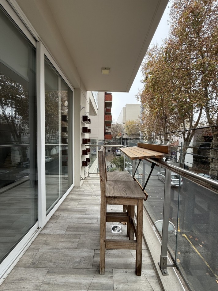 ALQUILER ANUAL MODERNO DEPARTAMENTO 1 1/2 TIPO LOFT A ESTRENAR ZONA GUEMES
