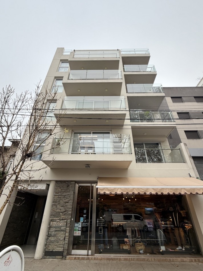 ALQUILER ANUAL MODERNO DEPARTAMENTO 1 1/2 TIPO LOFT A ESTRENAR ZONA GUEMES