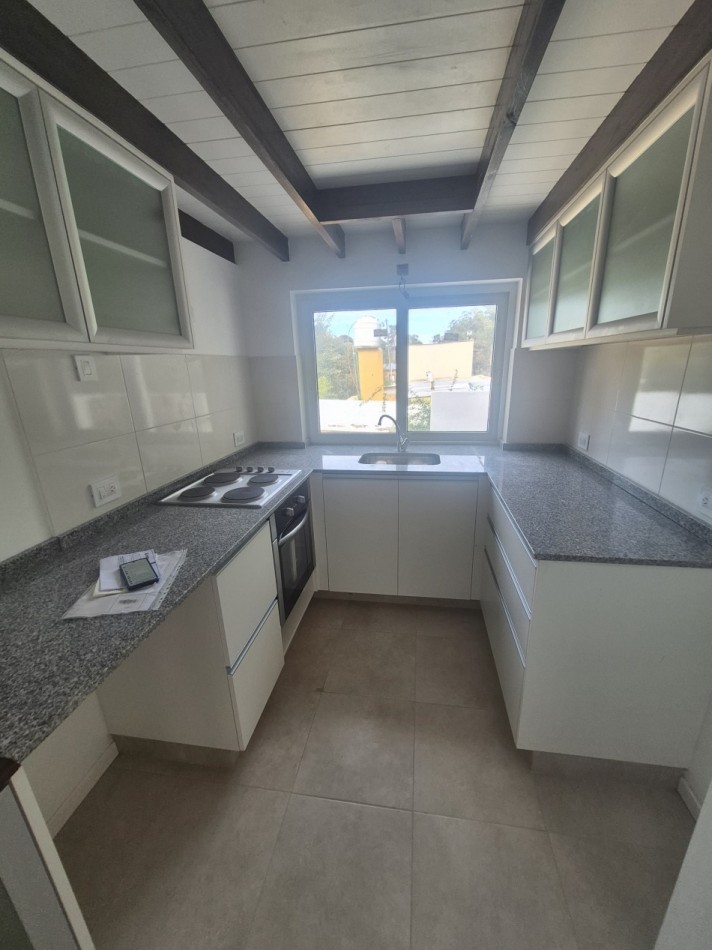 CASA 3 AMB A ESTRENAR C PARQUE SANTA CLARA
