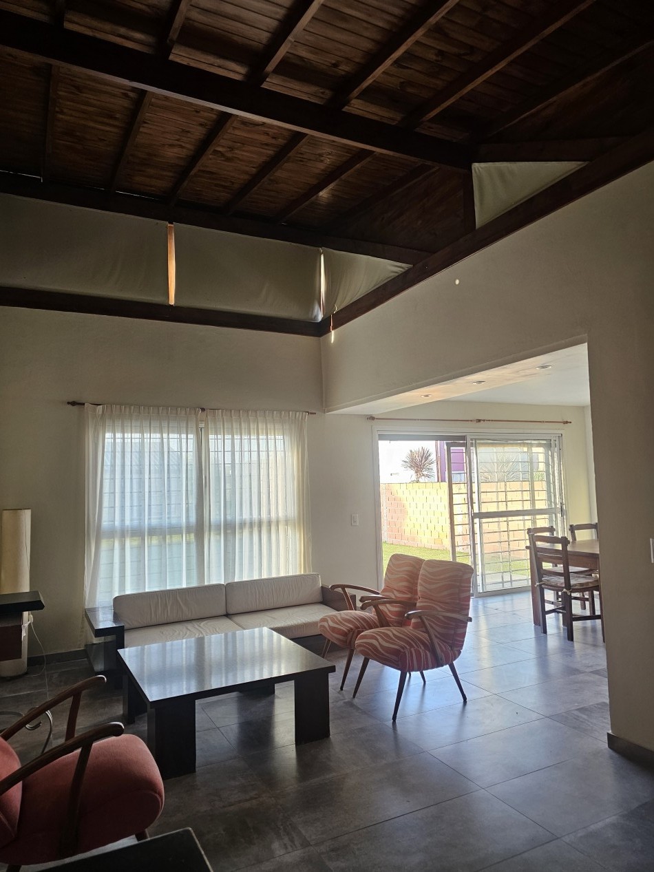 ALQUILER TEMPORAL CASA MINIMALISTA - NATURALEZA,CONFORT Y ESTILO A MINUTOS DEL MAR CAMET NORTE