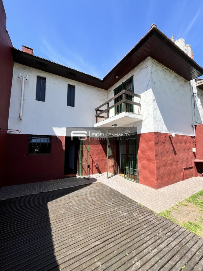 VENTA CASA EN PH 3 AMBIENTES CON PATIO Y GARAGE EN BARRIO SAN CAYETANO