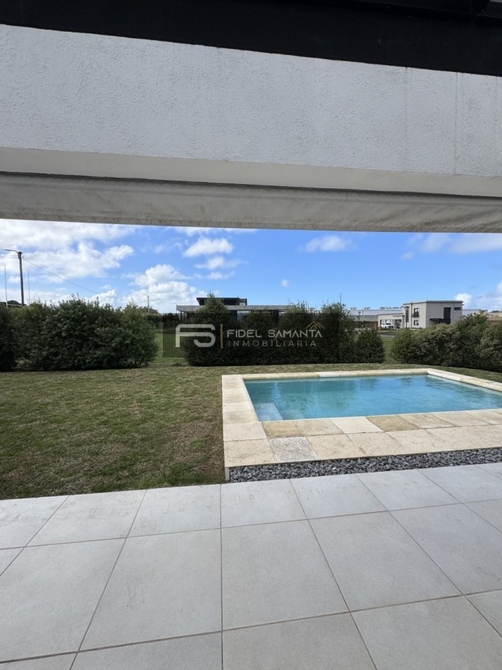 VENTA | CASA 4 AMB CON PISCINA EN RUMENCO JOVEN 