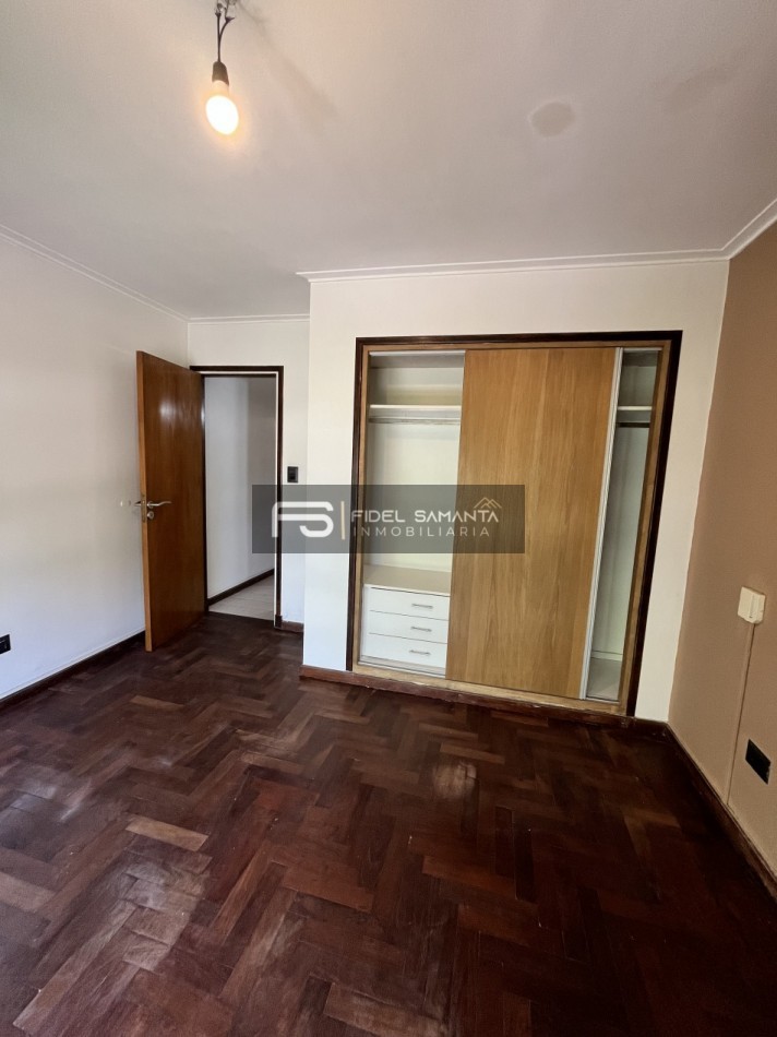 VENTA CASA EN PH 3 AMBIENTES CON PATIO Y GARAGE EN BARRIO SAN CAYETANO