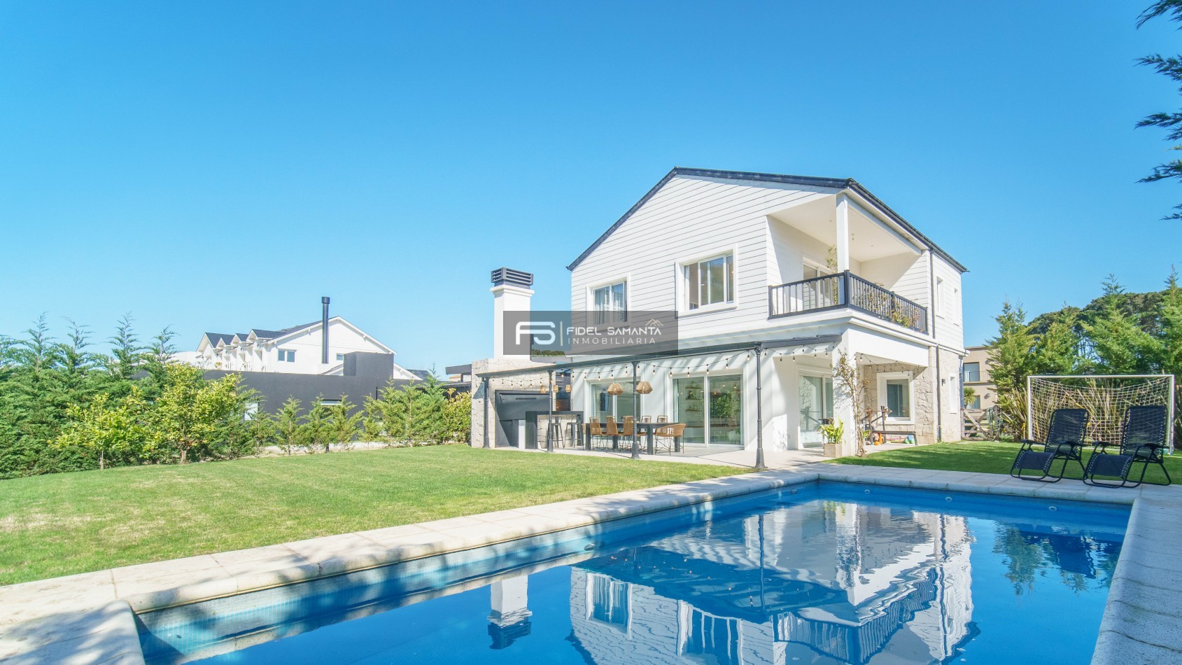 Propiedad 4 ambientes con piscina y vistas abiertas en Las Lomas, Rumenco