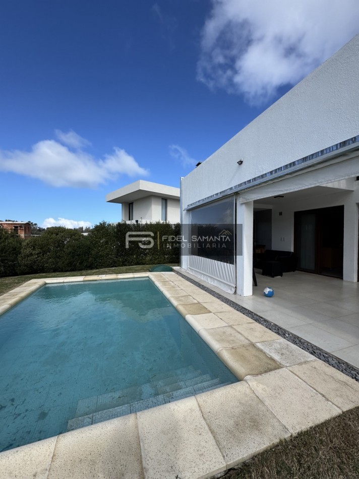 VENTA | CASA 4 AMB CON PISCINA EN RUMENCO JOVEN 