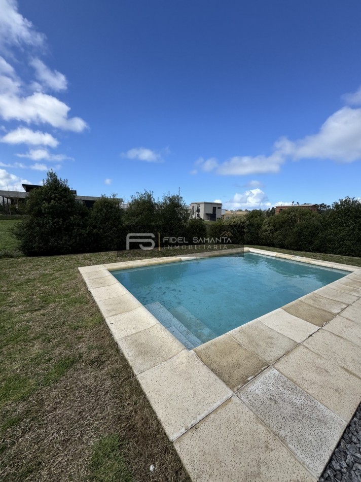 VENTA | CASA 4 AMB CON PISCINA EN RUMENCO JOVEN 