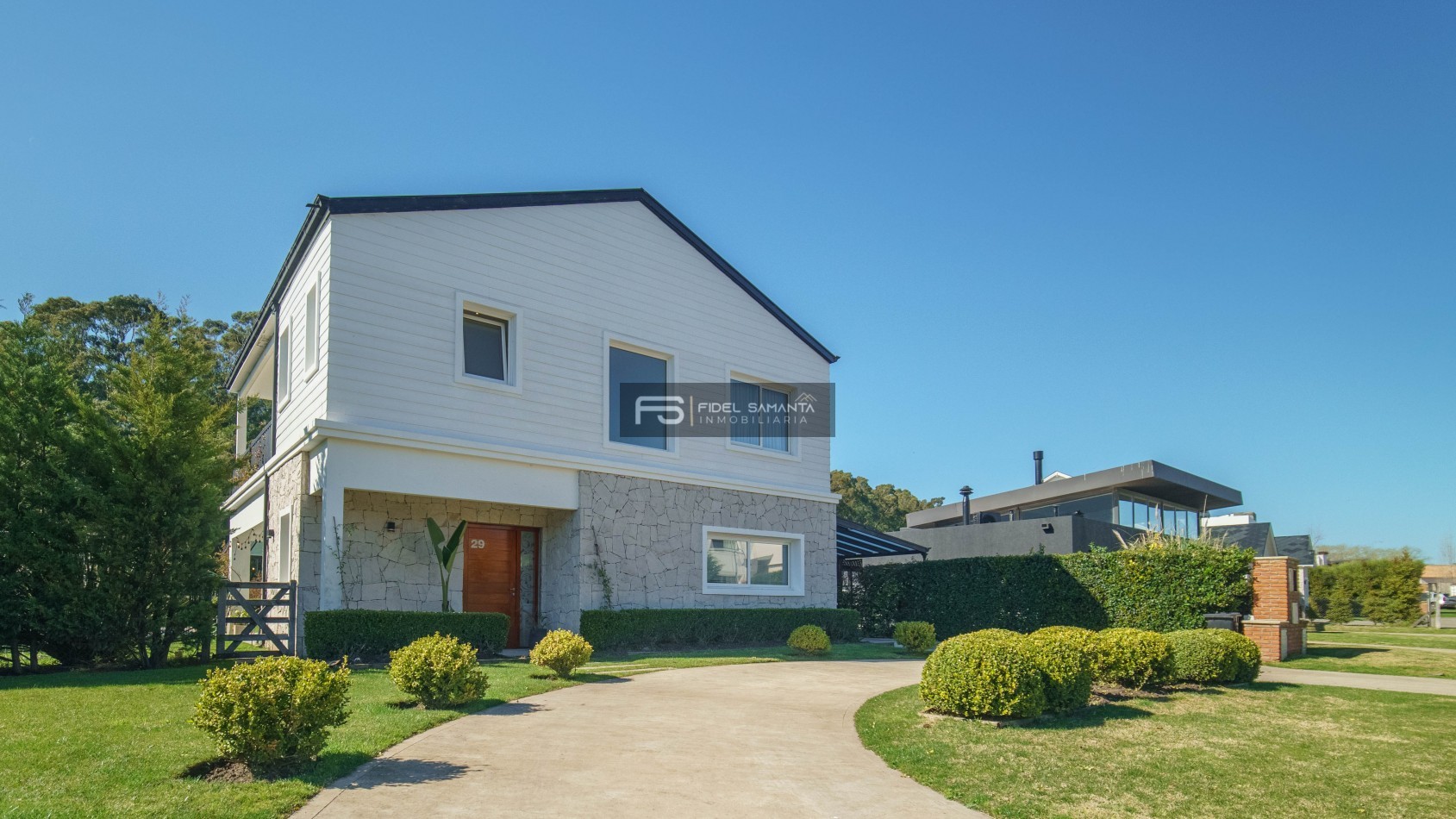 Propiedad 4 ambientes con piscina y vistas abiertas en Las Lomas, Rumenco