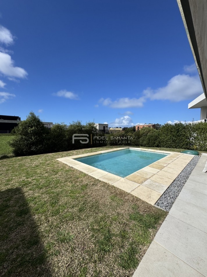 VENTA | CASA 4 AMB CON PISCINA EN RUMENCO JOVEN 