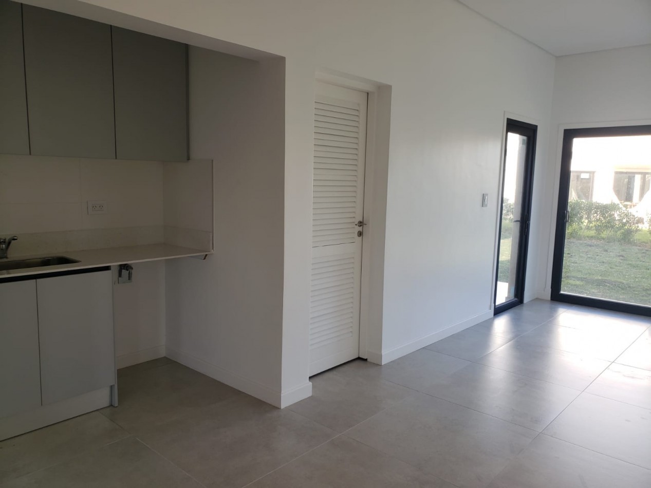 ALQUILER 24 MESES 4 AMB ESTILO Y CONFORT CASA A ESTRENAR RUMENCO JOVEN