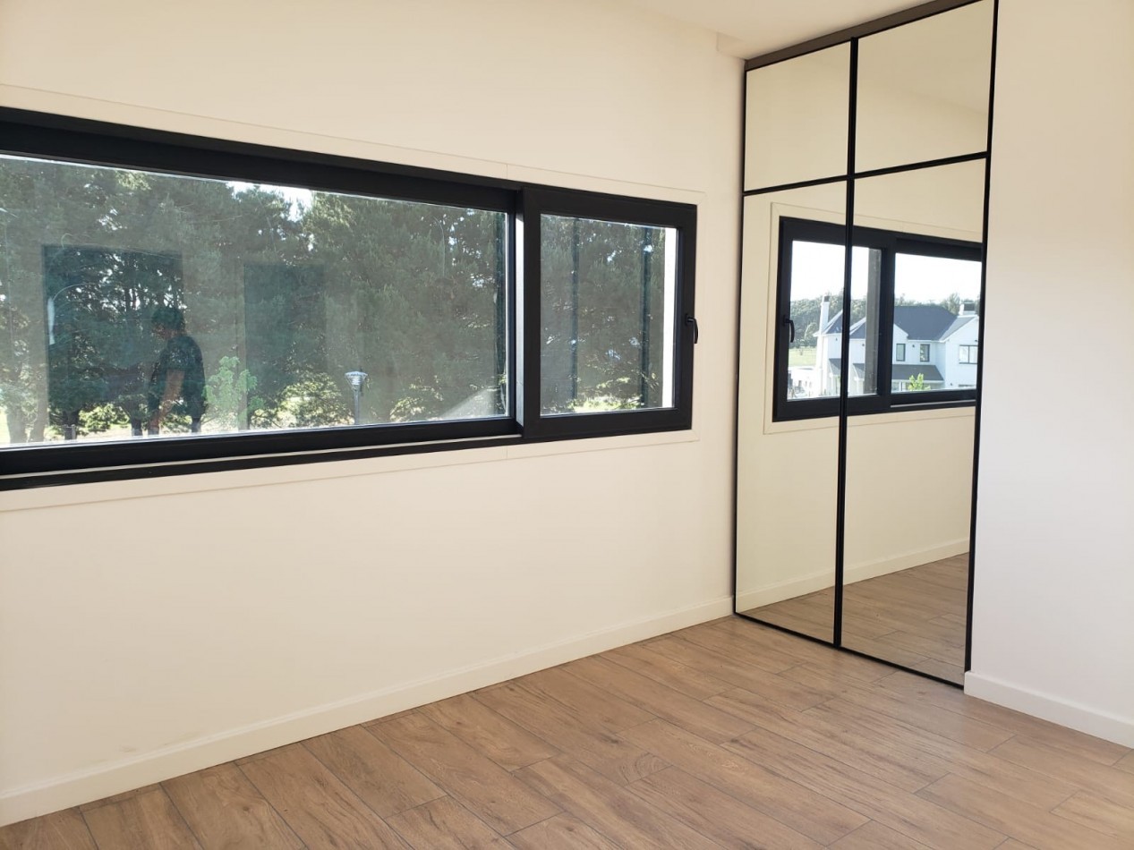 ALQUILER 24 MESES 4 AMB ESTILO Y CONFORT CASA A ESTRENAR RUMENCO JOVEN