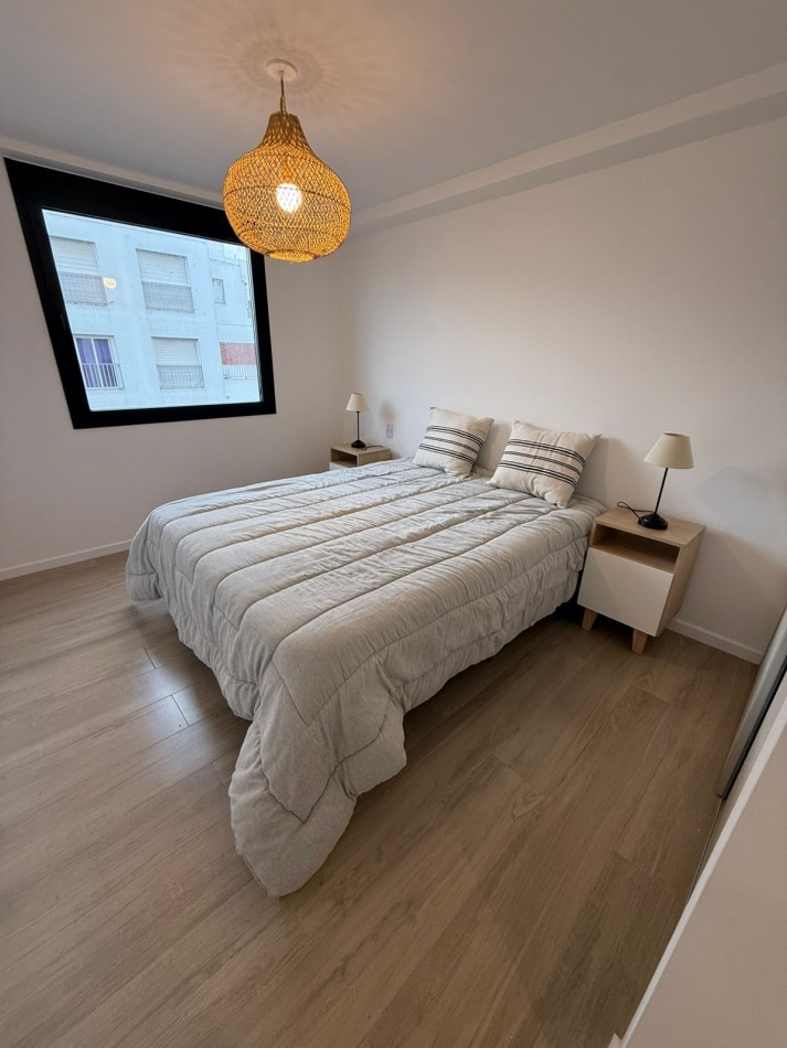 EDIFICIO NOVECCENTO MORENO DEPTO 2 AMB PREMIUM A ESTRENAR A LA CALLE C BALCON Y VISTA LATERAL AL MAR PLAZA COLON
