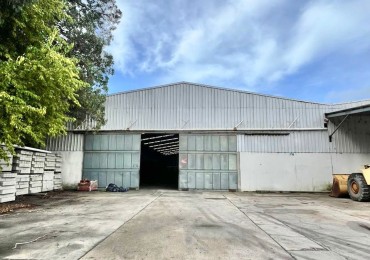 ALQUILER DE IMPORTANTE DEPOSITO 1700 MTS2 mas oficinas  CON PLAYON DE MANIOBRA RUTA 88 
