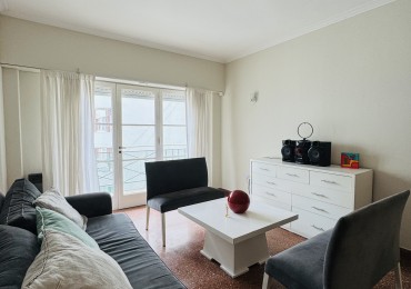 VENTA | APTO CREDITO |  DEPTO 4 AMB C DEPENDENCIA EDIFICIO "ARGEL"  PLAZA COLON