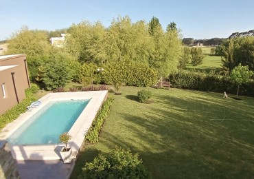 Propiedad 6 ambientes con increible parque en Rumenco