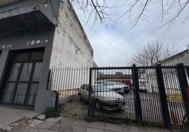 LOCAL COMERCIAL + DEPTO 3 AMB + LOTE SOBRE AV. JUAN B. JUSTO