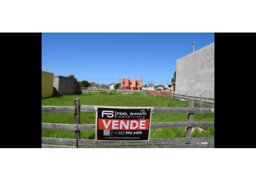 VENTA HERMOSO Lote en CAMET NORTE a cuadras del mar 