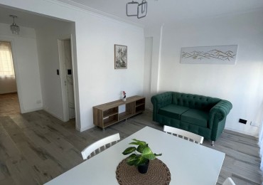 VENTA DPTO 2 AMB RECICLADO VISTA LATERAL AL MAR PLAZA COLON