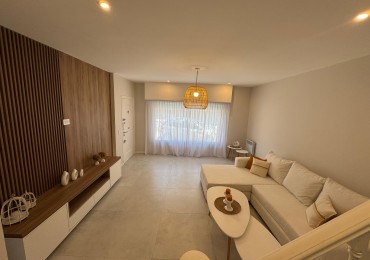 VENTA CHALET EN PH 5 AMBIENTES CON TERRAZA Y GARAGE ZONA ALDREY 